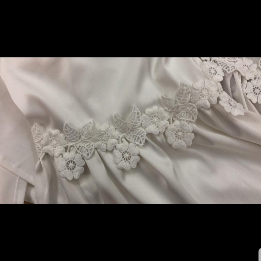 White Satin Robe - Picture 7 of 9